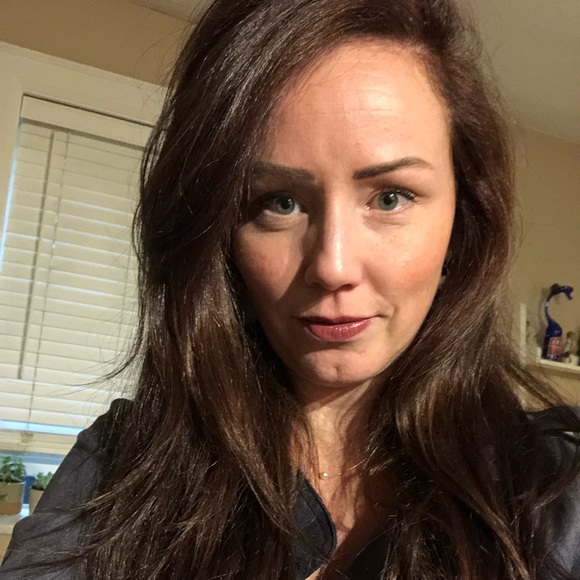 Meet your Posher, Sarah - Picture 1 of 1